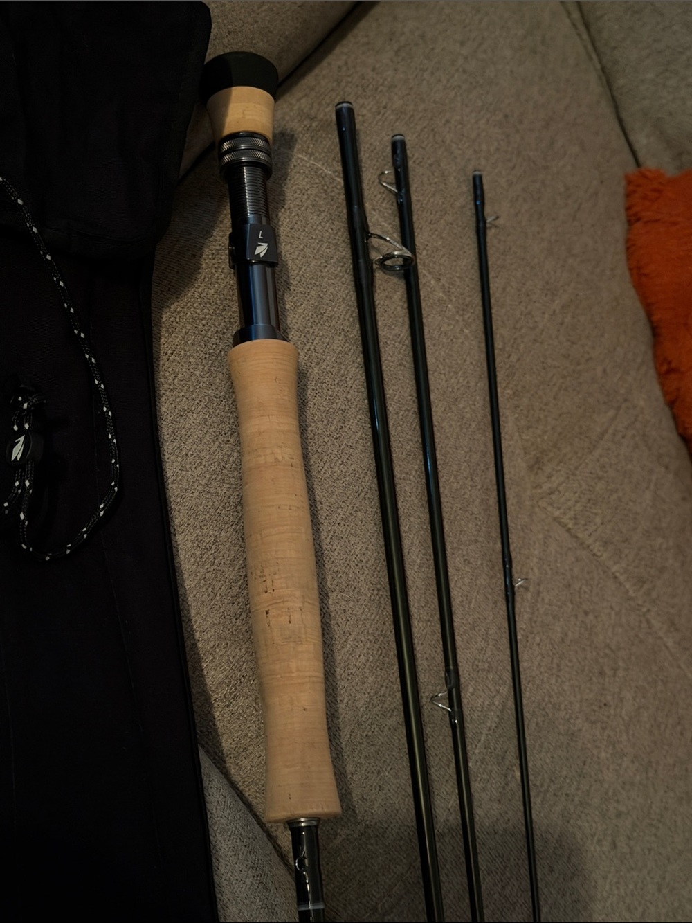 Sage R8 Core Fly Fishing Rod - Picture 2 of 8